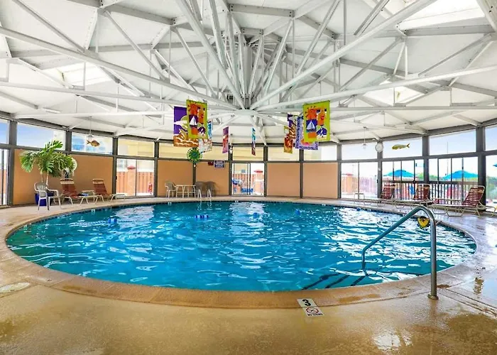 Stunning Oceanfront With Private Balcony Pools Game & Access Holiday home *